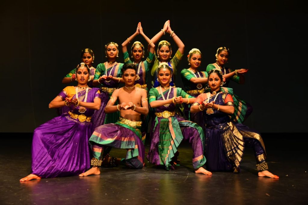 ವಿದುಷಿ ಶ್ರೀ ವಿದ್ಯಾ ಶಶಿಧರ್ ಮತ್ತು ಬಳಗದವರಿಂದ ಭರತನಾಟ್ಯ ವೈಭವ