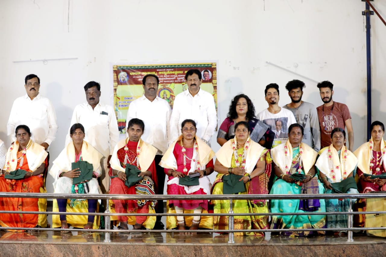 ಹೊಸಕೋಟೆಯಲ್ಲಿ ಸ್ವಾತಂತ್ರ್ಯ ಭಾರತದ ಅಮೃತ ಮಹೋತ್ಸವ Roovari