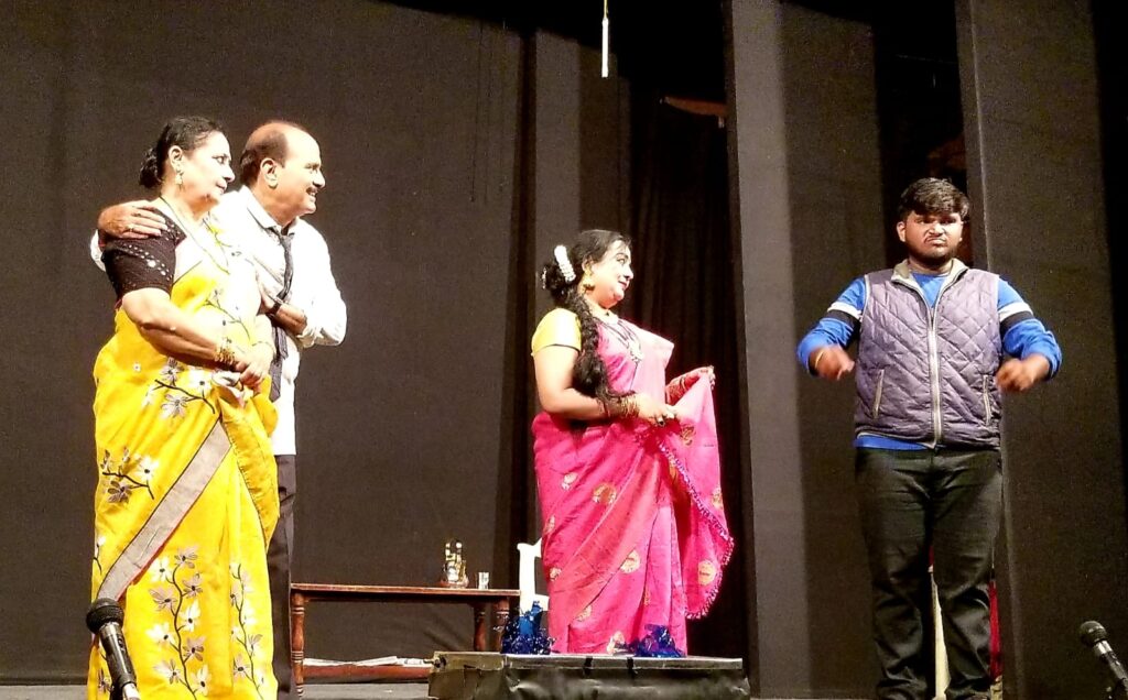 ಬೆಳಗಾವಿಗರನ್ನು ರಂಜಿಸಿದ ‘ಮುದ್ದಣ್ಣನ ಪ್ರಮೋಷನ್ ಪ್ರಸಂಗ’