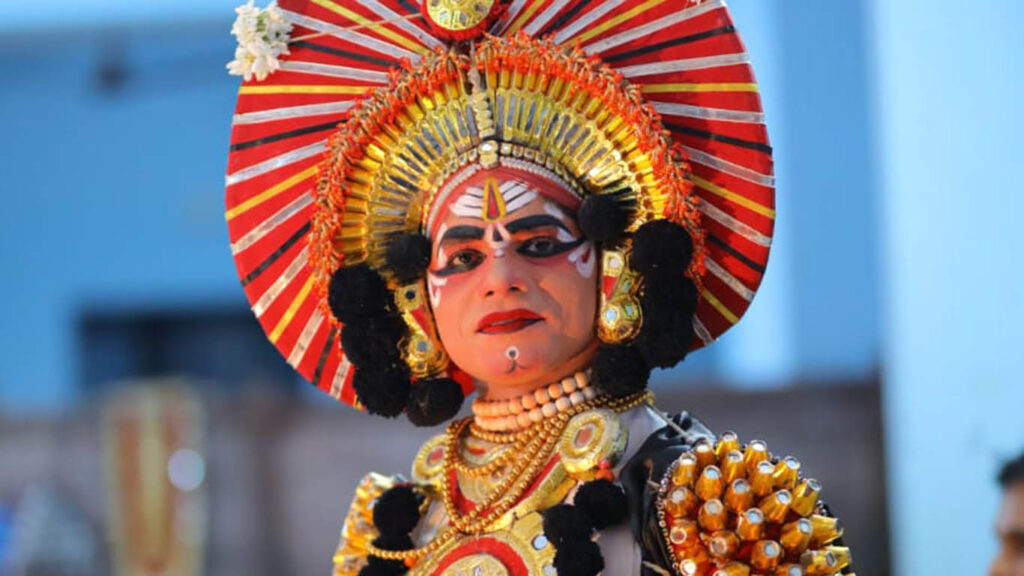 ಪರಿಚಯ ಲೇಖನ | “ಯಕ್ಷೋಜ್ವಲ ಪ್ರತಿಭಾ ಸಿರಿ” – ಕೋಡಿ ರಾಘವೇಂದ್ರ ಕರ್ಕೇರ