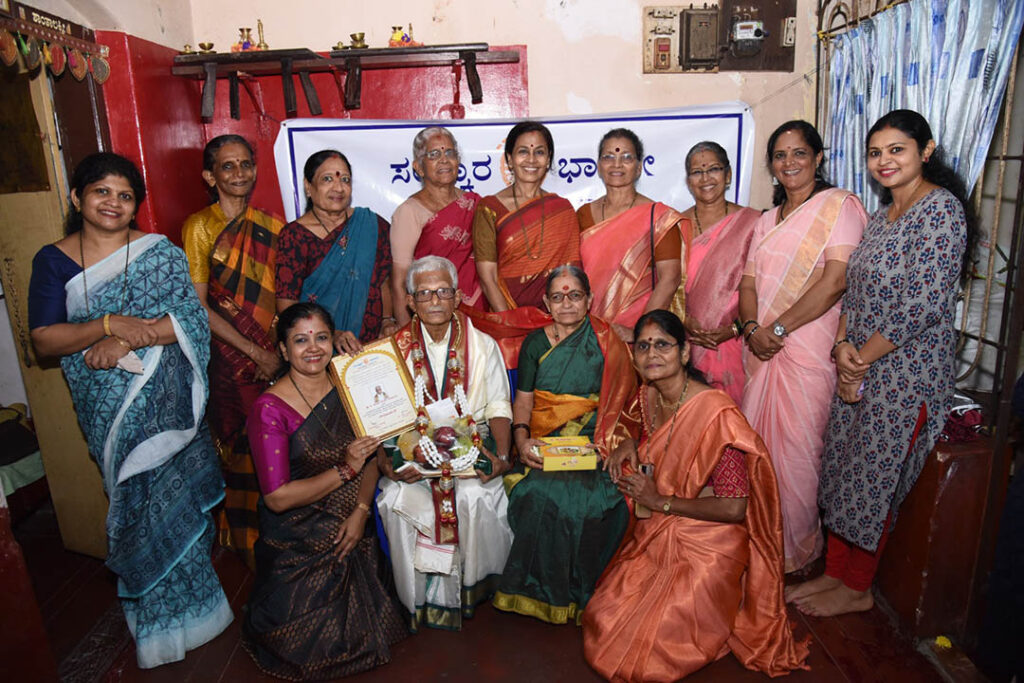 ಗುರು ಪೂರ್ಣಿಮೆಯ ಪುಣ್ಯ ದಿನದಂದು ವಿವಿಧ ಕ್ಷೇತ್ರದ ತೆರೆಮರೆಯ ಸಾಧಕರನ್ನು ಗುರುತಿಸಿ ಗೌರವ ಸಮರ್ಪಣೆ