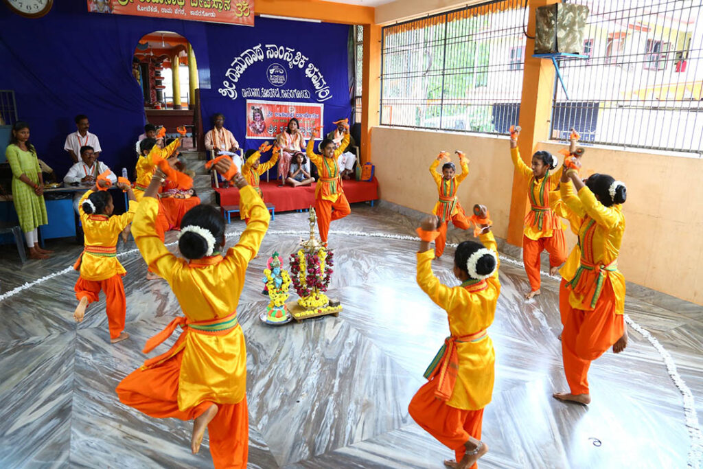 ಕಾಸರಗೋಡಿನಲ್ಲಿ ಜಿಲ್ಲಾ ಮಟ್ಟದ ಕುಣಿತ ಭಜನಾ ಸ್ಪರ್ಧೆ