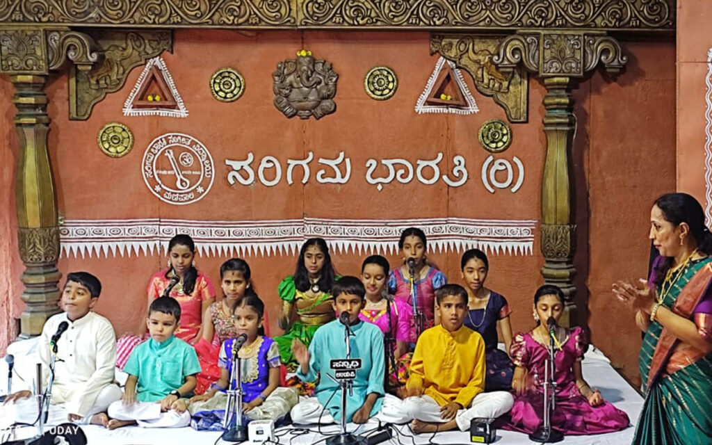 ಸರಿಗಮ ಭಾರತಿ ಸಂಗೀತ ವಿದ್ಯಾಲಯದ ರಜತ ಸಂಭ್ರಮದಲ್ಲಿ ಅದ್ಬುತ ‘ವಿಜಯದಶಮಿ ಸಂಗೀತೋತ್ಸವ’