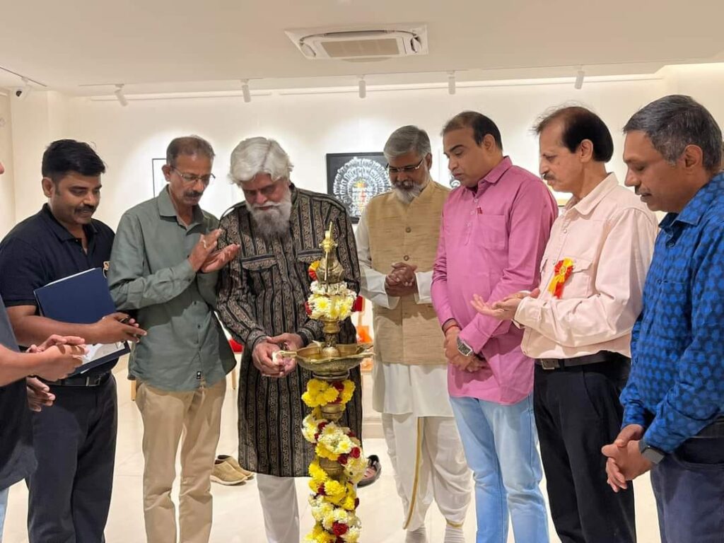 ಕಲಾ ವಿಮರ್ಶೆ | “ಅಕ್ಷರ ಸಿಂಗಾರೋತ್ಸವ೨೩” ಕನ್ನಡದ ಹಣತೆ ಹಚ್ಚಿದ ಕಲಾಕೃತಿಗಳು