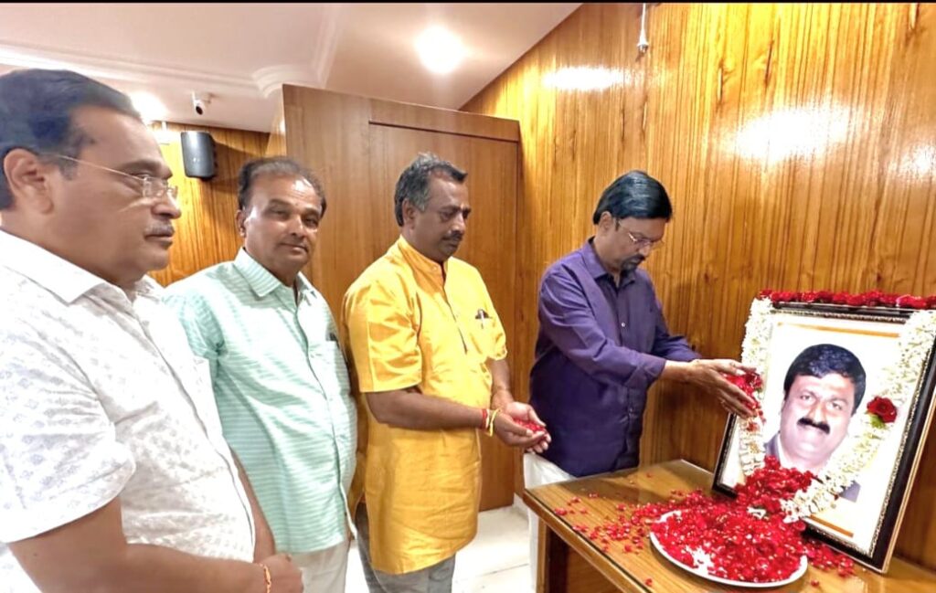 ಮಂಡ್ಯ ಜಿಲ್ಲಾ ಕಸಾಪ ಅಧ್ಯಕ್ಷ ಸಿ.ಕೆ. ರವಿಕುಮಾರ ಚಾಮಲಾಪುರ ನಿಧನ