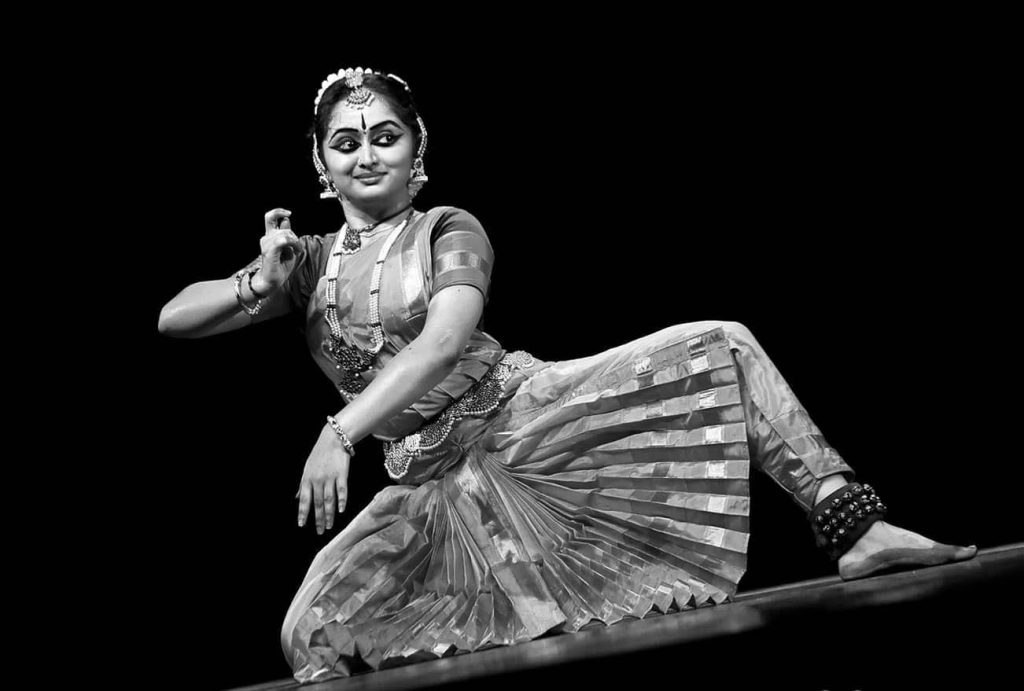 ಎಡನೀರಿನಲ್ಲಿ ವಿದುಷಿ ಅಯನಾ ಪೆರ್ಲ ಇವರಿಂದ ಭರತನಾಟ್ಯ ಕಾರ್ಯಕ್ರಮ | ಆಗಸ್ಟ್ 14