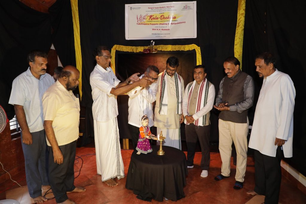 ಕಾಸರಗೋಡಿನಲ್ಲಿ ಯಕ್ಷಗಾನ ಬೊಂಬೆಯಾಟ ಕಲಿಕಾ ತರಗತಿ