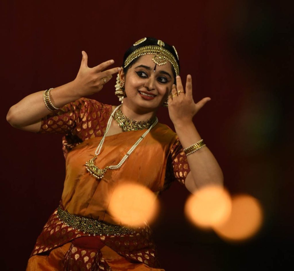 ವಿದುಷಿ ಅಯನಾ ಪೆರ್ಲರಿಂದ ಶ್ರೀಕೃಷ್ಣನ ಬಗೆಗಿನ ವಿಶೇಷ ಭರತನಾಟ್ಯ ಪ್ರಸ್ತುತಿ