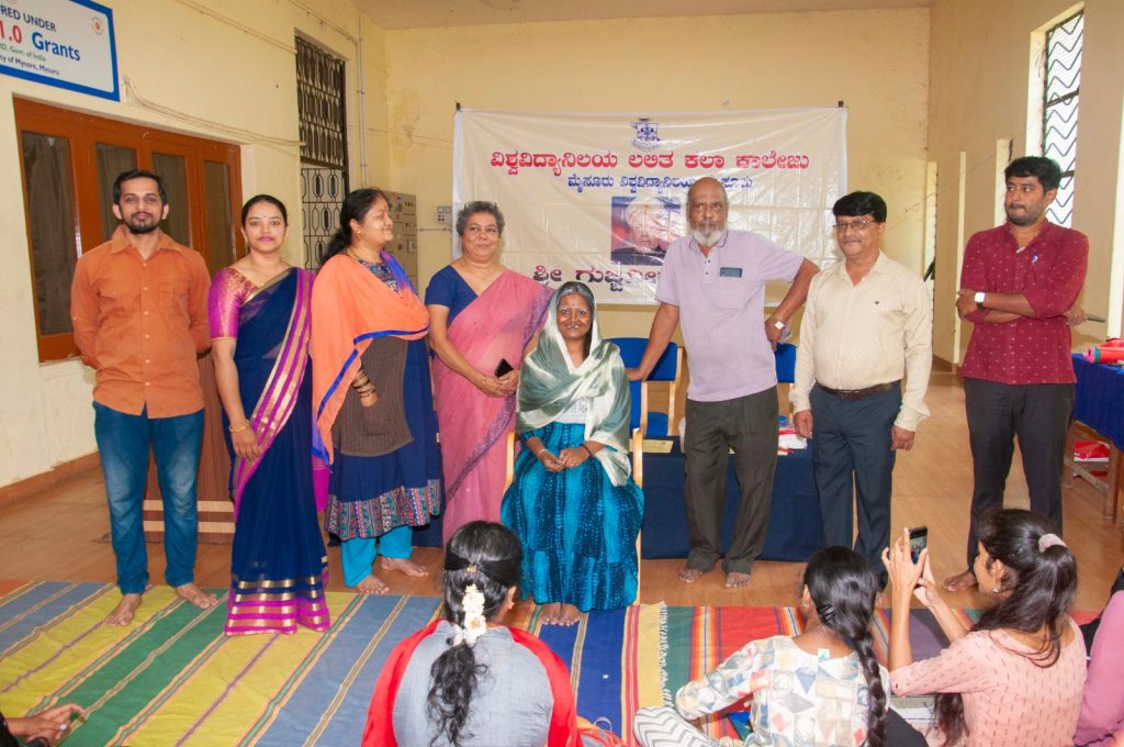 ಮಾನಸಗಂಗೋತ್ರಿಯ ಲಲಿತ ಕಲಾ ಕಾಲೇಜಿನಲ್ಲಿ ಪ್ರಸಾಧನ ಹಾಗೂ ಮುಖವಾಡ ತಯಾರಿಕಾ ಕಾರ್ಯಗಾರ