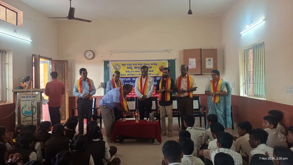 ಎಣ್ಮೂರು ಸರಕಾರಿ ಪ್ರೌಢ ಶಾಲೆಯಲ್ಲಿ ಉಪನ್ಯಾಸ