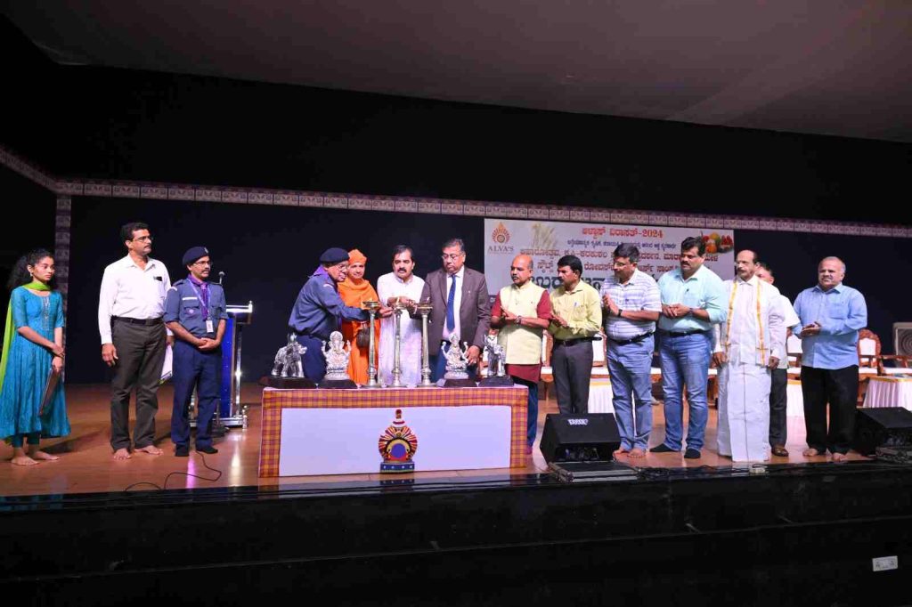ಮೂಡಬಿದಿರೆಯಲ್ಲಿ ಉದ್ಘಾಟನೆಗೊಂಡ ವಿವಿಧ  ಮೇಳಗಳು