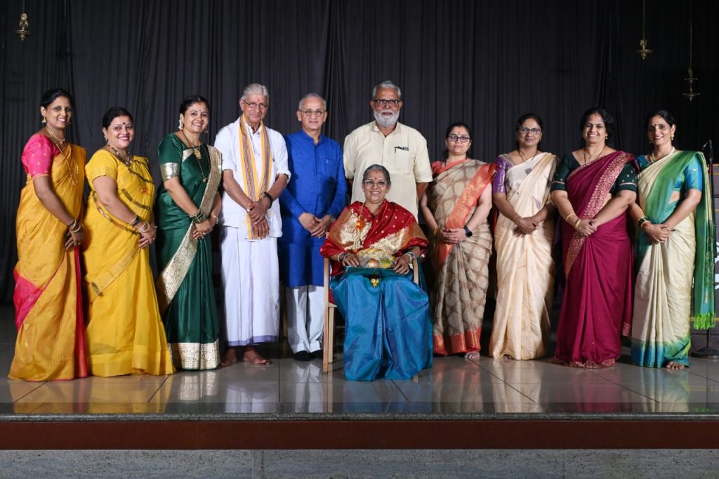 ಮಂಗಳೂರಿನ ಸಂಘನಿಕೇತನದಲ್ಲಿ ವಿದುಷಿ ಶಾರದಾಮಣಿ ಶೇಖರ್ ಇವರಿಗೆ ಅಭಿನಂದನಾ ಸಮಾರಂಭ