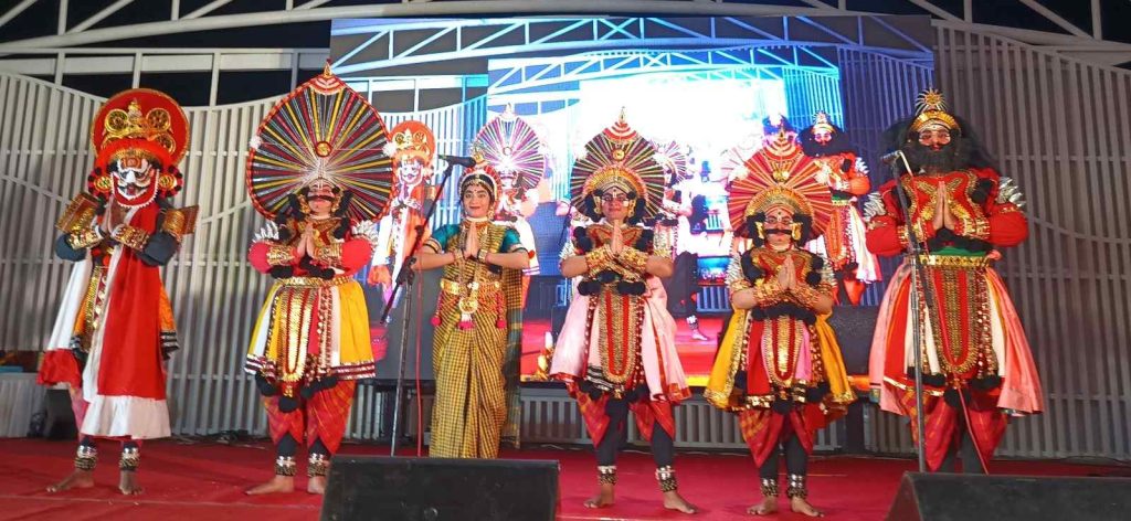 ಬೆಂಗಳೂರಿನ ಯಕ್ಷದೇಗುಲ ಮಕ್ಕಳ ತಂಡದಿಂದ ‘ಅಭಿಮನ್ಯು ಕಾಳಗ’ ಯಕ್ಷಗಾನ ಪ್ರದರ್ಶನ