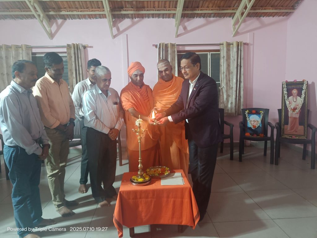 ತೊರೆನೂರು ವಿರಕ್ತ ಮಠದಲ್ಲಿ ಮಾಸಿಕ ಪುಣ್ಣಿಮೆ ಶಿವಾನುಭವ ಗೋಷ್ಠಿ ಮತ್ತು ಫ.ಗು. ಹಳಕಟ್ಟಿಯವರ ಜಯಂತಿ