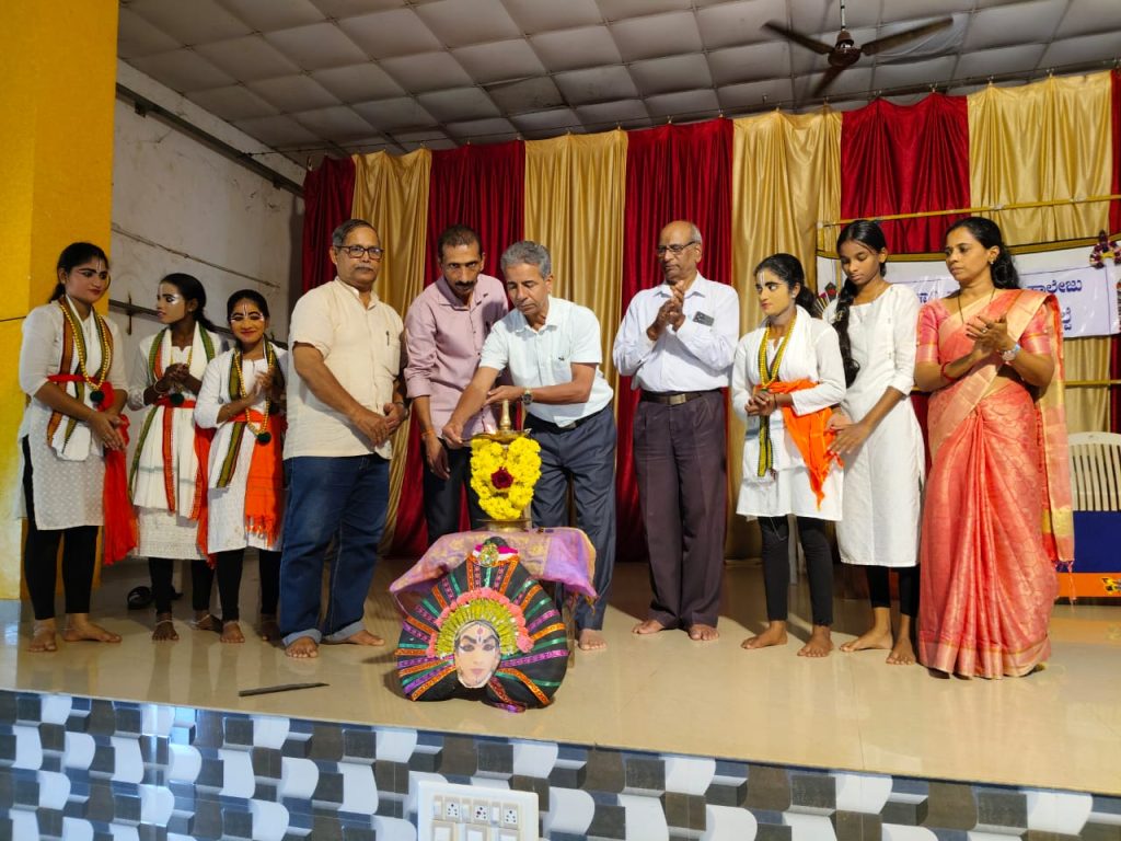 ಮಲ್ಪೆಯ ಸರಕಾರಿ ಶಾಲೆಯಲ್ಲಿ ಯಕ್ಷಶಿಕ್ಷಣ ತರಬೇತಿ