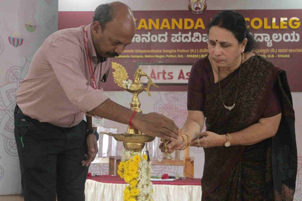 ವಿವೇಕಾನಂದ ಪದವಿಪೂರ್ವ ಕಾಲೇಜಿನಲ್ಲಿ ಉದ್ಘಾಟನೆಗೊಂಡ ಕಲಾ ಸಂಘ