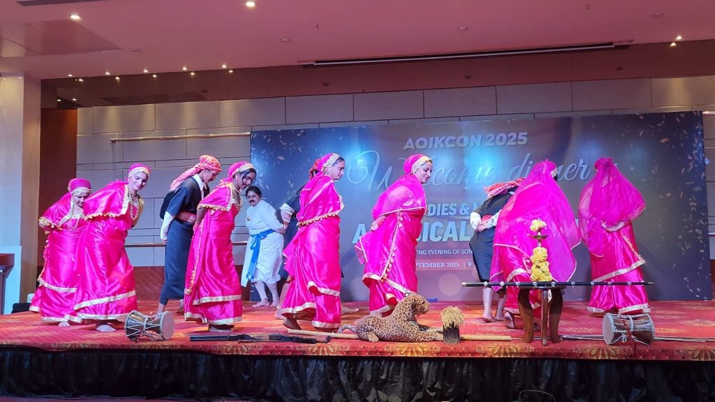 ವೈದ್ಯರ ರಾಜ್ಯ ಸಮ್ಮೇಳನದಲ್ಲಿ ಕೊಡಗಿನ ಸಂಸ್ಕೃತಿ ಸಿರಿ ಟ್ರಸ್ಟಿನಿಂದ ನೃತ್ಯ