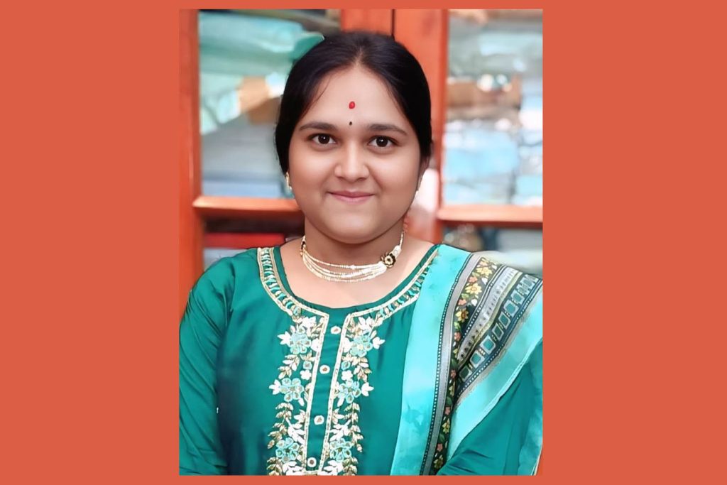 ಯುವ ಕವಯತ್ರಿ ಮಧು ಕಾರಗಿಯವರಿಗೆ ಪ್ರಥಮ ಬಹುಮಾನ