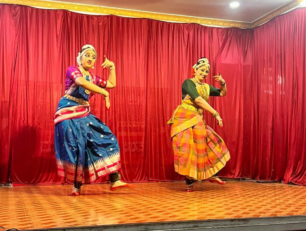 ನಾದನೃತ್ಯ ತಿಂಗಳ ಸರಣಿ ಕಾರ್ಯಕ್ರಮದಲ್ಲಿ ಮಹಾಲಕ್ಷ್ಮೀ ಶೆಣೈ ಹಾಗೂ ಮೇಧಾ ರಾವ್ ನೃತ್ಯ ಪ್ರದರ್ಶನ