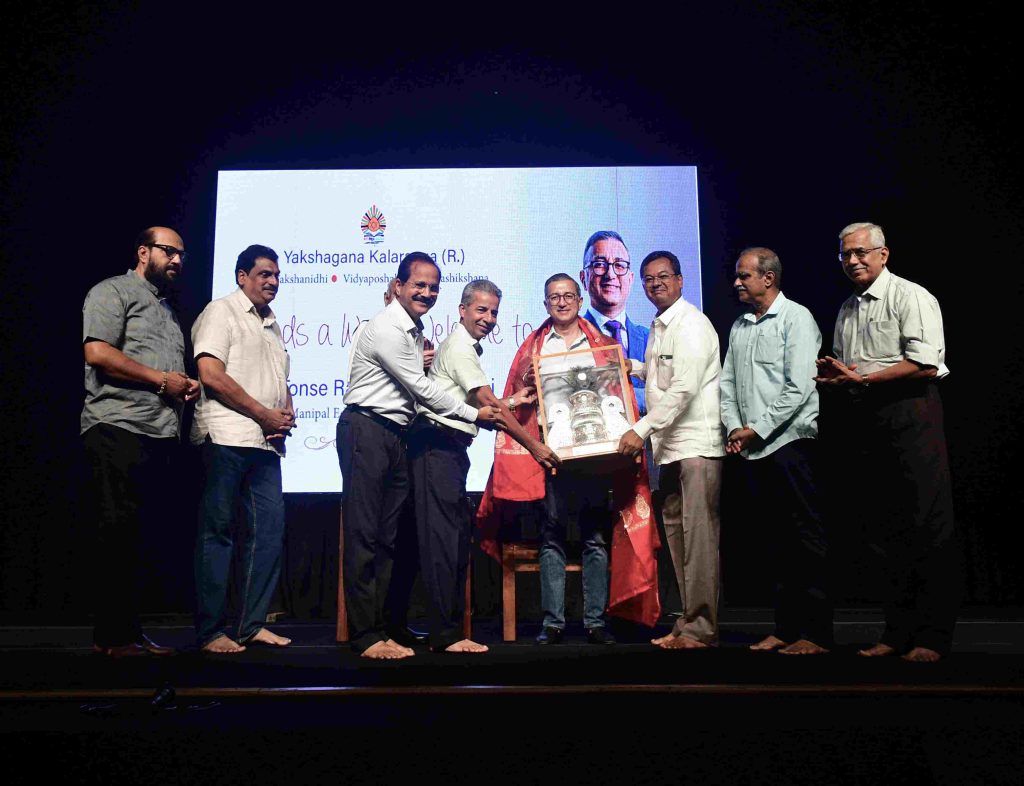 ಮಾಹೆಯಿಂದ ಯಕ್ಷಗಾನ ಕಲಾರಂಗಕ್ಕೆ ಮನೆಗಳ ಕೊಡುಗೆ